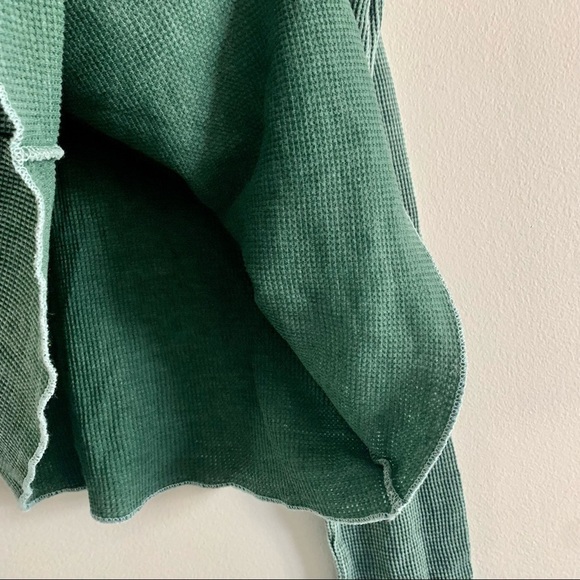 GO COUTURE NWOT 90s Y2K Boxy Stitch Hem Knit Long Sleeve Tee Shirt - Picture 6 of 10